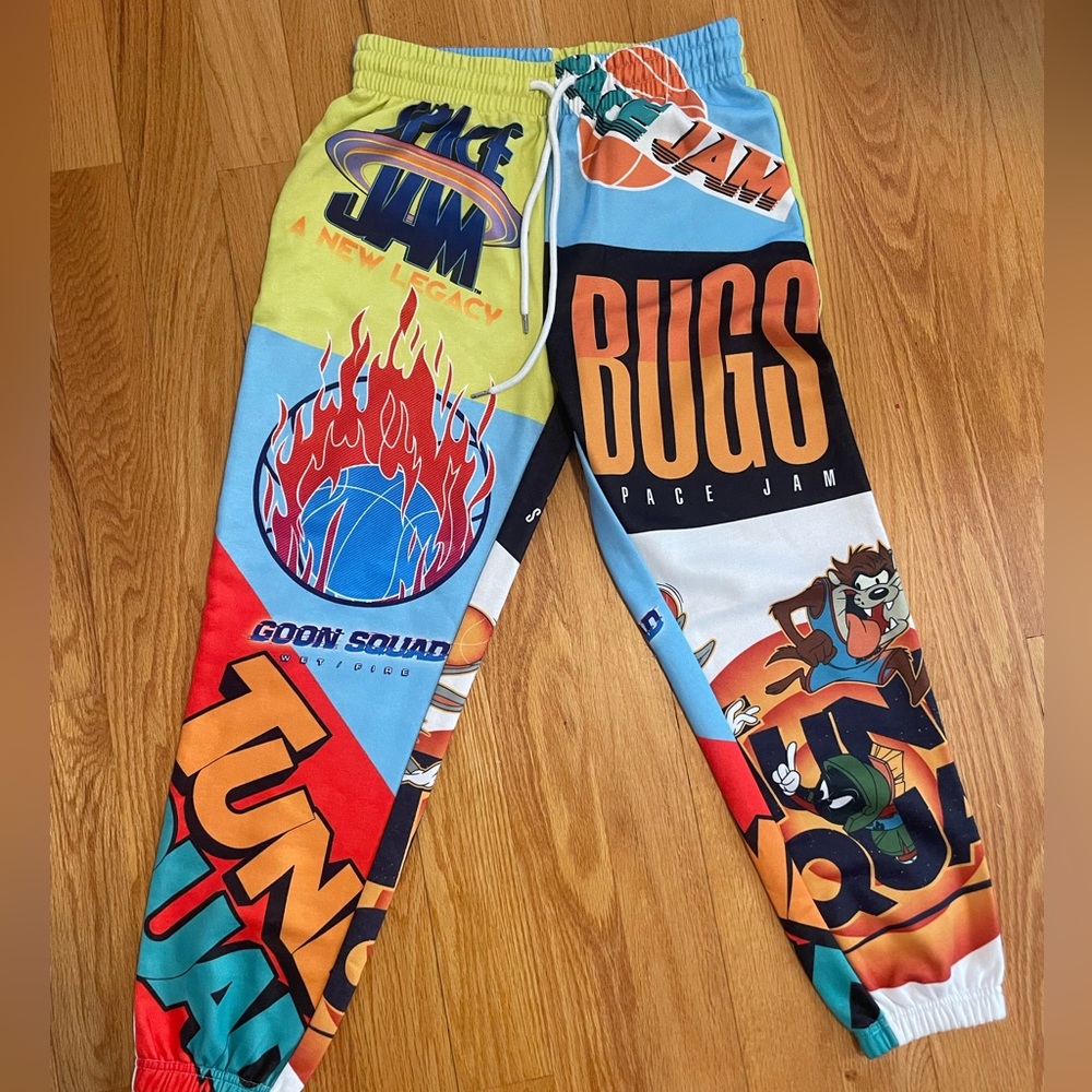 Looney toons sweatpants